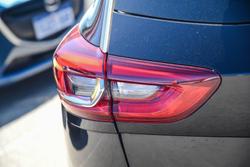 2019 Holden Commodore RS