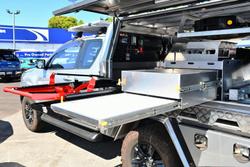 2024 Toyota Hilux SR