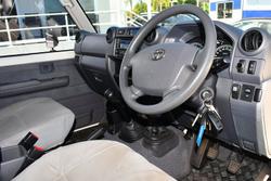 2013 Toyota Landcruiser GXL