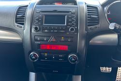 2011 Kia Sorento SLi