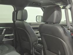 2024 Land Rover Defender 110 P400 X-Dynamic SE L663 MY24 AWD Silicon Silver