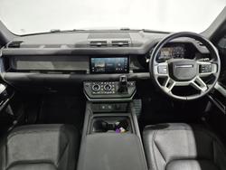 2024 Land Rover Defender 110 P400 X-Dynamic SE L663 MY24 AWD Silicon Silver