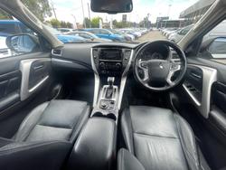 2017 Mitsubishi Pajero Sport GLS