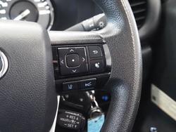 2020 Toyota Hilux SR