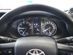 2020 Toyota Hilux SR