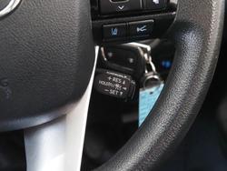 2020 Toyota Hilux SR