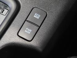 2020 Toyota Hilux SR