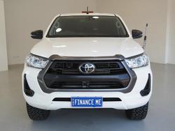 2021 Toyota Hilux SR