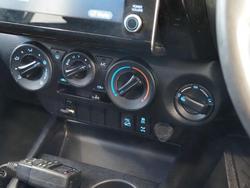 2021 Toyota Hilux SR