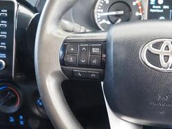 2021 Toyota Hilux SR