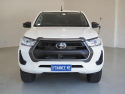 2021 Toyota Hilux SR