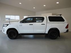 2021 Toyota Hilux SR