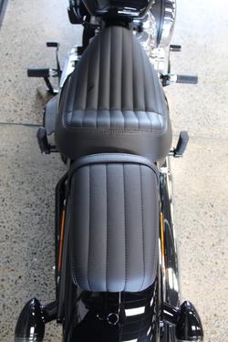 2025 Harley-davidson FXBB STREET BOB (117) VIVID BLACK