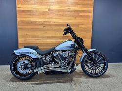 Harley-Davidson FXBR Breakout (117)