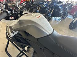 2022 CFMOTO 650MT MT White