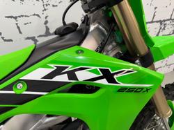 2025 Kawasaki KX250X KX Green