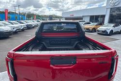 2025 Toyota Hilux SR5 48V