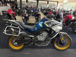 2024 CFMOTO 800MT Touring MT Blue
