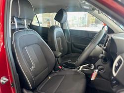 2025 Hyundai Venue Active