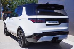 2025 Land Rover Discovery D350 Dynamic SE