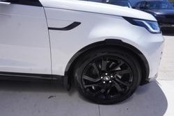 2025 Land Rover Discovery D350 Dynamic SE