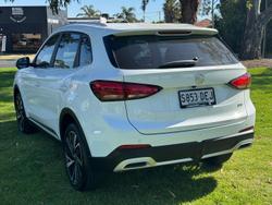 2025 MG ZS Essence Turbo ZS32 MY25 Dover White