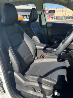 2025 MG ZS Essence Turbo ZS32 MY25 Dover White