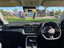 2025 MG ZS Essence Turbo ZS32 MY25 Dover White