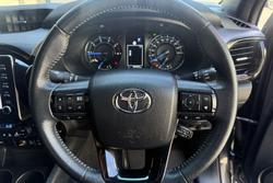 2022 Toyota Hilux Rogue