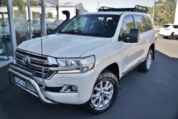 2017 Toyota Landcruiser VX
