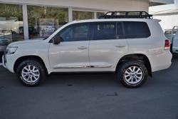 2017 Toyota Landcruiser VX