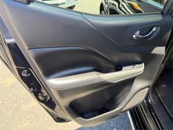 2017 NISSAN NAVARA ST-X (4x2)