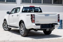 2025 Isuzu D-MAX LS-U+