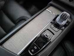 2022 Volvo XC90 B6 Inscription