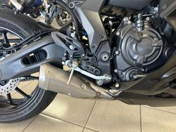 2025 Yamaha YZF-R7 LAMs YZF-R Black