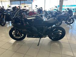2025 Yamaha YZF-R7 LAMs YZF-R Black