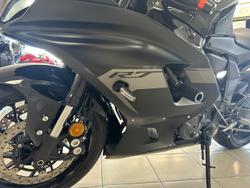 2025 Yamaha YZF-R7 LAMs YZF-R Black