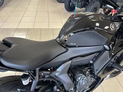 2025 Yamaha YZF-R7 LAMs YZF-R Black