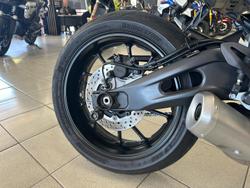 2025 Yamaha YZF-R7 LAMs YZF-R Black