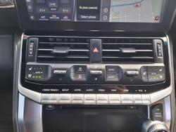 2024 Toyota Landcruiser Sahara