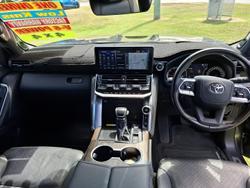 2024 Toyota Landcruiser Sahara