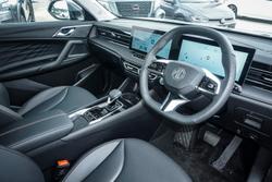 2025 MG HS Hybrid+ Essence