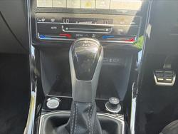 2024 Volkswagen T-CROSS R-LINE