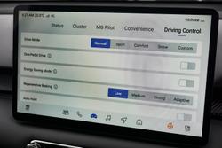 2025 MG MGS5 EV Essence 49