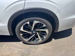 2024 Mitsubishi Outlander PHEV Exceed