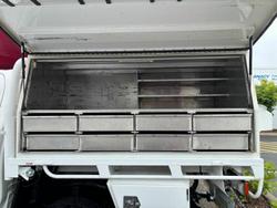 2017 Toyota Hilux SR