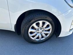 2020 Kia Carnival S YP MY20 Clear White