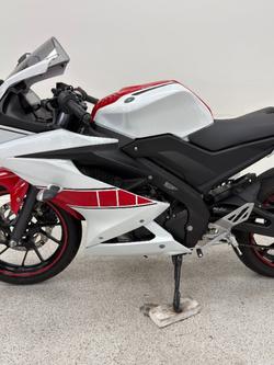 2021 YAMAHA YZF-R15 White