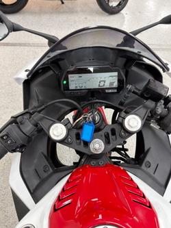 2021 YAMAHA YZF-R15 White