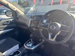 2023 Nissan Navara ST-X